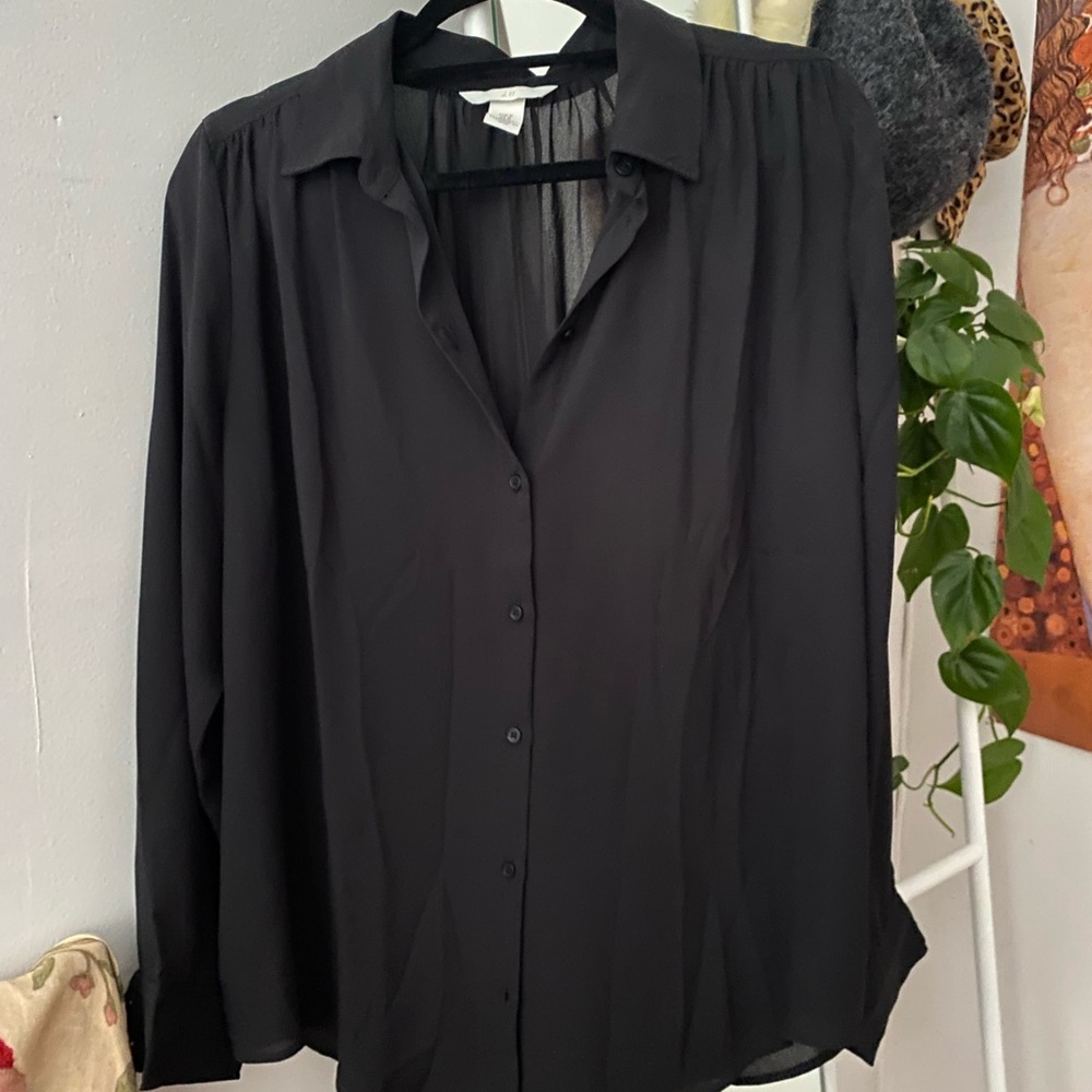 NWOT H&M Black loose-fit shirt